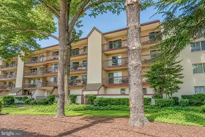 10320 Westlake Drive #E301, Bethesda, MD 20817 - Photo 2