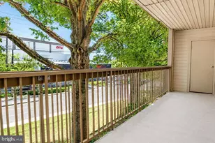 10320 Westlake Dr, Bethesda, MD 20817 - Photo 24