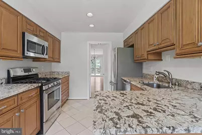 11817 Becket Street, Potomac, MD 20854 - Photo 4