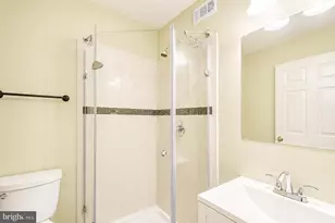 467 Winding Rose Dr, Rockville, MD 20850 - Photo 12