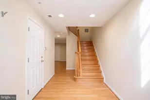 467 Winding Rose Dr, Rockville, MD 20850 - Photo 6