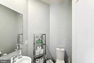 16223 Decker, Derwood, MD 20855 - Photo 10
