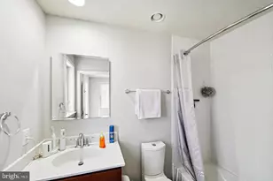 16223 Decker, Derwood, MD 20855 - Photo 18