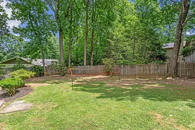 11117 Whisperwood Lane, North Bethesda, MD 20852 - Photo 4