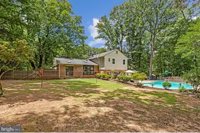 11117 Whisperwood Lane, North Bethesda, MD 20852 - Photo 4