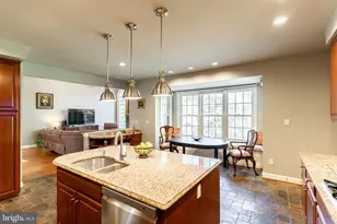 10117 Meyer Point Terrace, Potomac, MD 20854 - Photo 10