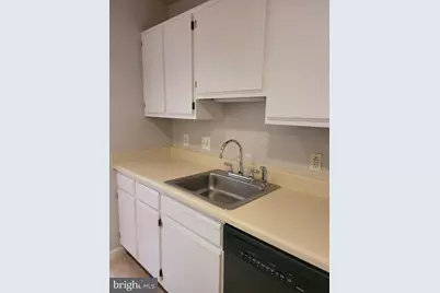 7908 Pearlbush Drive #301, Gaithersburg, MD 20879 - Photo 12