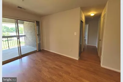 7908 Pearlbush Drive #301, Gaithersburg, MD 20879 - Photo 6