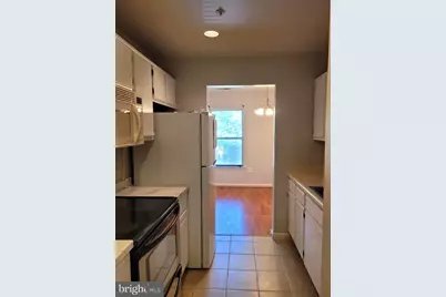 7908 Pearlbush Drive #301, Gaithersburg, MD 20879 - Photo 10
