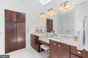 5601 Vernon Pl, Bethesda, MD 20817 - Photo 30
