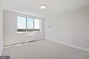 10401 Grosvenor Pl, Rockville, MD 20852 - Photo 60