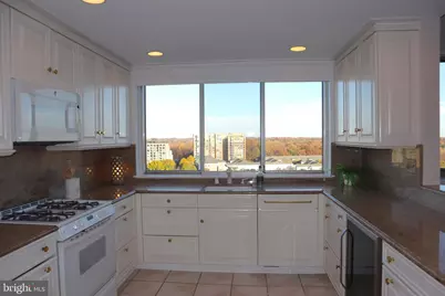 10401 Grosvenor Place #1704, Rockville, MD 20852 - Photo 34