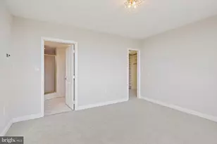 10401 Grosvenor Pl, Rockville, MD 20852 - Photo 42