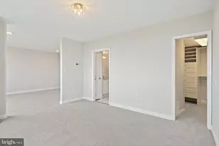 10401 Grosvenor Pl, Rockville, MD 20852 - Photo 40