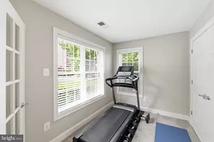 638 Raven Ave, Gaithersburg, MD 20877 - Photo 8