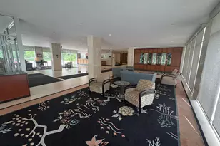 10401 Grosvenor Pl, Rockville, MD 20852 - Photo 18