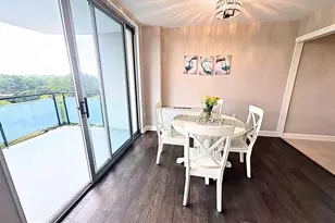 10401 Grosvenor Pl, Rockville, MD 20852 - Photo 12