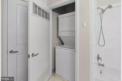8045 Newell Street #523, Silver Spring, MD 20910 - Photo 10