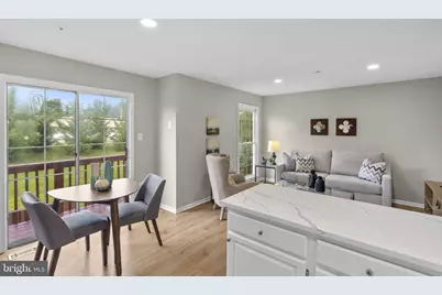 8101 Chelaberry Court, Gaithersburg, MD 20879 - Photo 18