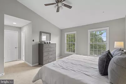 8101 Chelaberry Court, Gaithersburg, MD 20879 - Photo 26