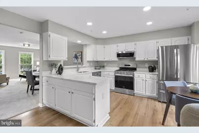 8101 Chelaberry Court, Gaithersburg, MD 20879 - Photo 16