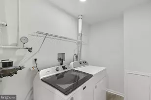 8101 Chelaberry Ct, Gaithersburg, MD 20879 - Photo 38