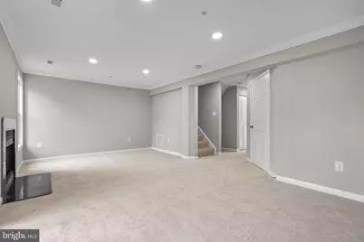 8101 Chelaberry Court, Gaithersburg, MD 20879 - Photo 36