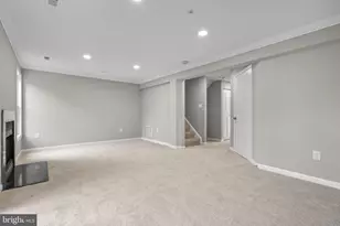 8101 Chelaberry Ct, Gaithersburg, MD 20879 - Photo 36