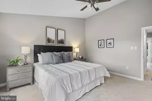 8101 Chelaberry Ct, Gaithersburg, MD 20879 - Photo 24