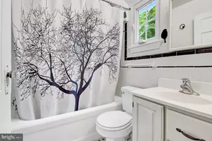 6020 Broad St, Bethesda, MD 20816 - Photo 32
