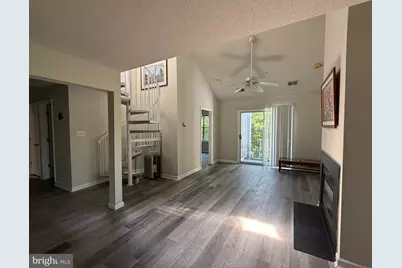 10019 Vanderbilt Circle #14-16, Rockville, MD 20850 - Photo 4
