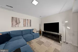 20668 Highland Hall Dr, Gaithersburg, MD 20886 - Photo 36
