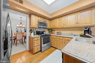 20668 Highland Hall Dr, Gaithersburg, MD 20886 - Photo 10