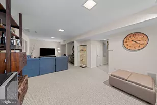 20668 Highland Hall Dr, Gaithersburg, MD 20886 - Photo 32