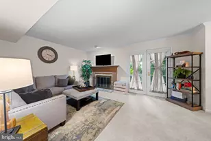 20668 Highland Hall Dr, Gaithersburg, MD 20886 - Photo 12
