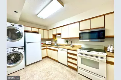 3310 N Leisure World Boulevard #625, Silver Spring, MD 20906 - Photo 12