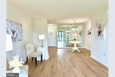 15101 Interlachen Drive Drive #1-820, Silver Spring, MD 20906 - Photo 6