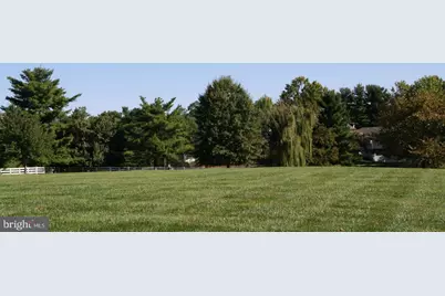 10409 Stapleford Hall Drive, Rockville, MD 20854 - Photo 2