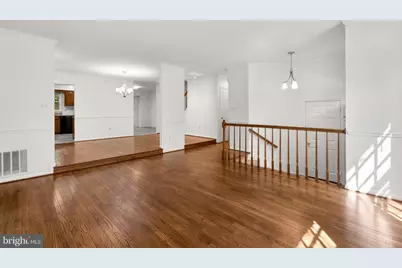 11017 Cedarwood Drive, Rockville, MD 20852 - Photo 6