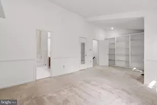 11017 Cedarwood Dr, Rockville, MD 20852 - Photo 18