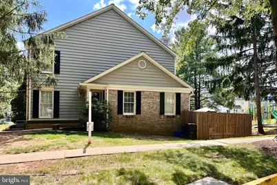 8527 Fountain Valley Drive, Montgomery Village, MD 20886 - Photo 2