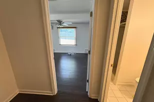 721 Crabb Ave, Rockville, MD 20850 - Photo 8