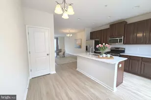 13263 Orsay St, Clarksburg, MD 20871 - Photo 2