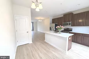 13263 Orsay St, Clarksburg, MD 20871 - Photo 4