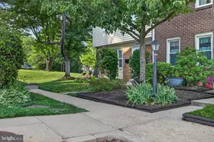 19 Big Acre Square, Gaithersburg, MD 20878 - Photo 6
