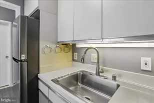 5500 Friendship Blvd, Chevy Chase, MD 20815 - Photo 18
