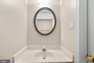 2106 Carriage Square Pl, Silver Spring, MD 20906 - Photo 14