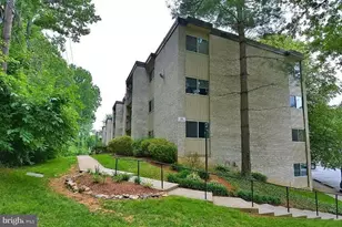 12405 Braxfield Ct, Rockville, MD 20852 - Photo 4