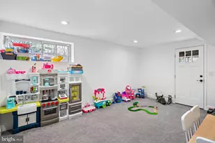 608 Winona Ct, Silver Spring, MD 20902 - Photo 22