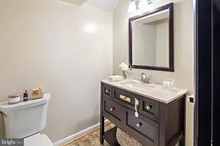 608 Winona Ct, Silver Spring, MD 20902 - Photo 28
